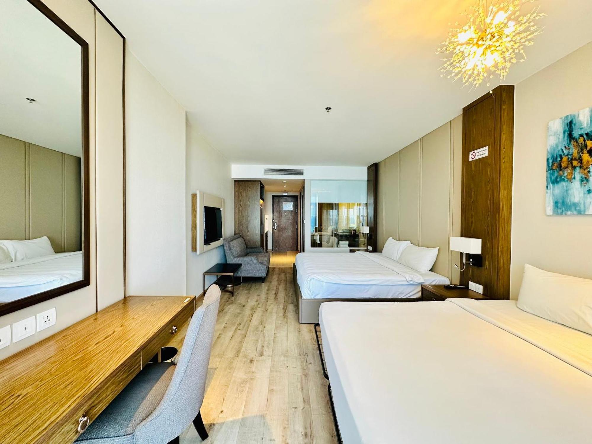 Jk.Boutique Oceanfront Panorama Residence Nha Trang Exteriör bild