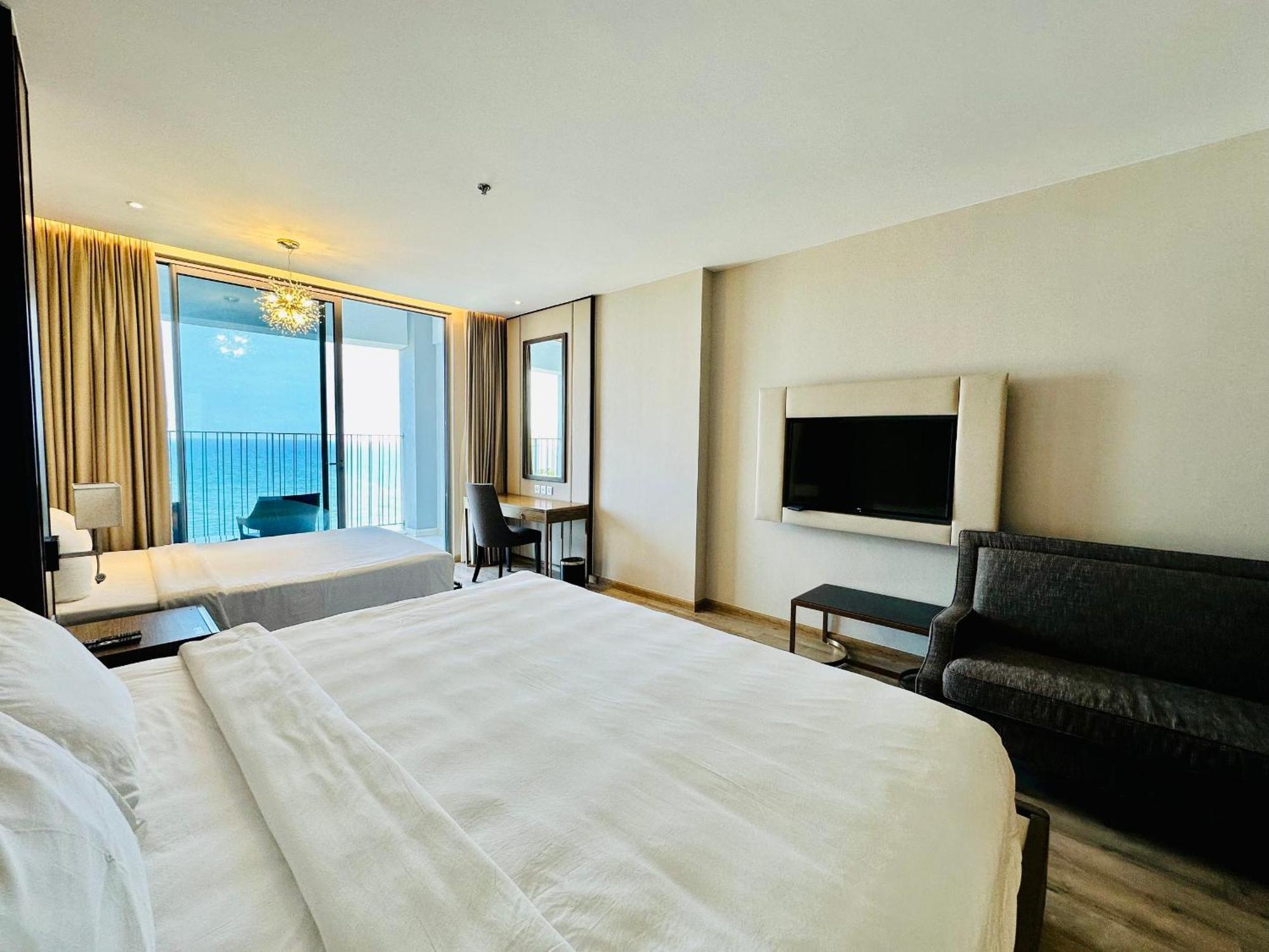Jk.Boutique Oceanfront Panorama Residence Nha Trang Exteriör bild